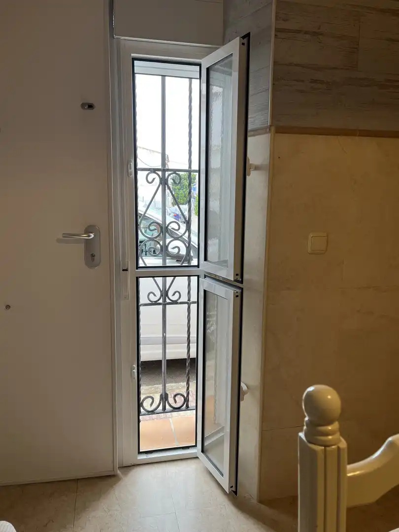 Flat for rent in Los Barrios  with Balcony