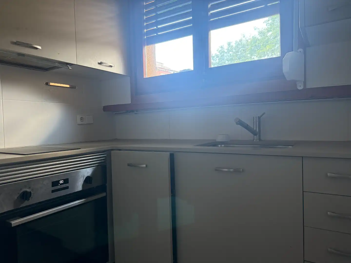 Cocina de Casa adosada en venta en Sant Cugat del Vallès con Calefacción, Jardín privado y Terraza