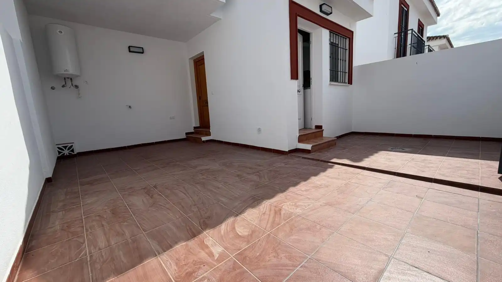Casa adosada de lloguer en Almogía amb Jardí privat, Terrassa i Balcó