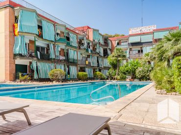 Flat with pool for sale in Avinguda de l'Hotel