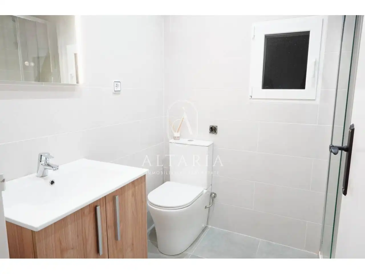 Bathroom of Lofts for sale in Tordera  with Terrace, Furnished and Alarm