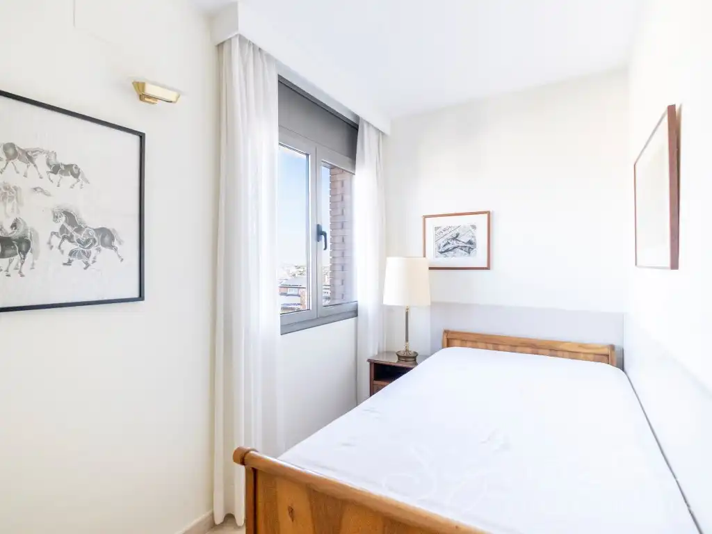 Bedroom of Attic for sale in Sant Cugat del Vallès  with Air Conditioner, Terrace and Swimming Pool