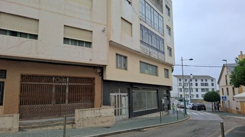 Foto 2 de Casa adosada en venta en Rúa Curros Enríquez, 21, Burela, Lugo