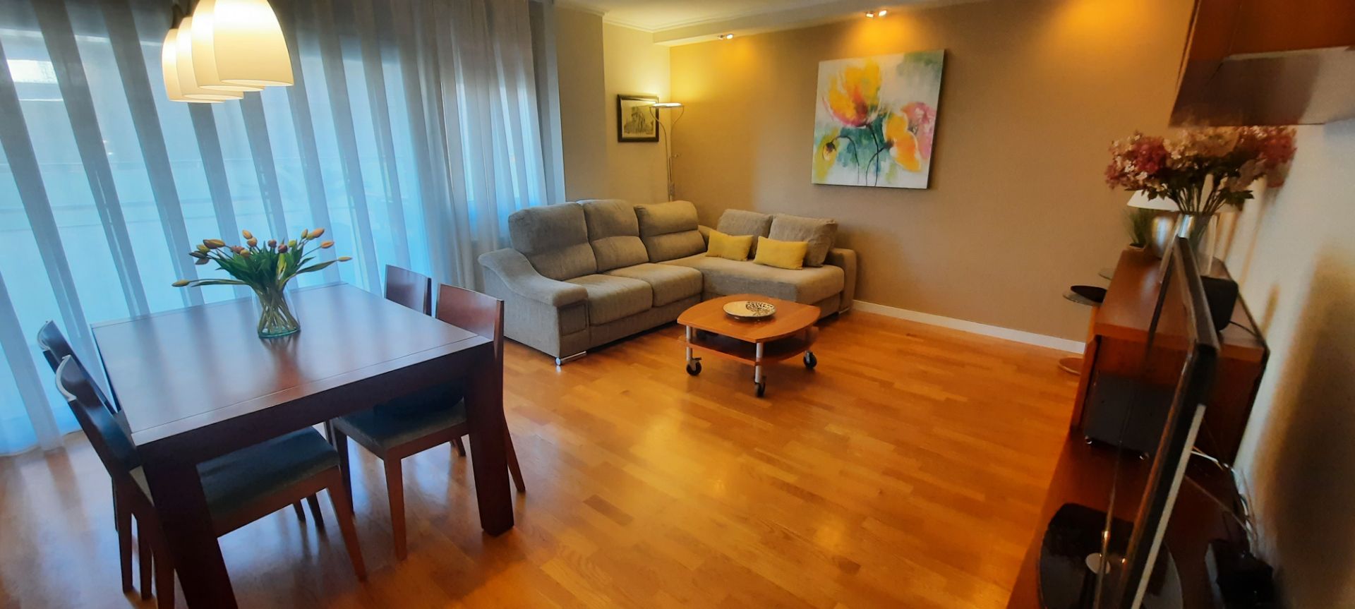 Living room of Duplex for sale in Terrassa  with Air Conditioner, Heating and Parquet flooring
