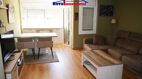 Foto 2 de Piso en venta en Calle Grupo Sant Jordi, Vilamarina, Viladecans