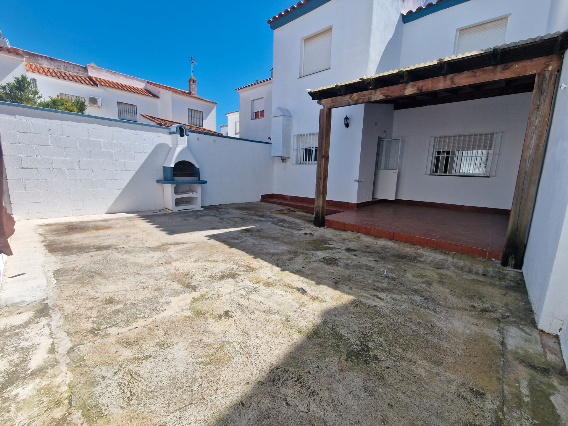 Single-family semi-detached for sale in Umbrete
