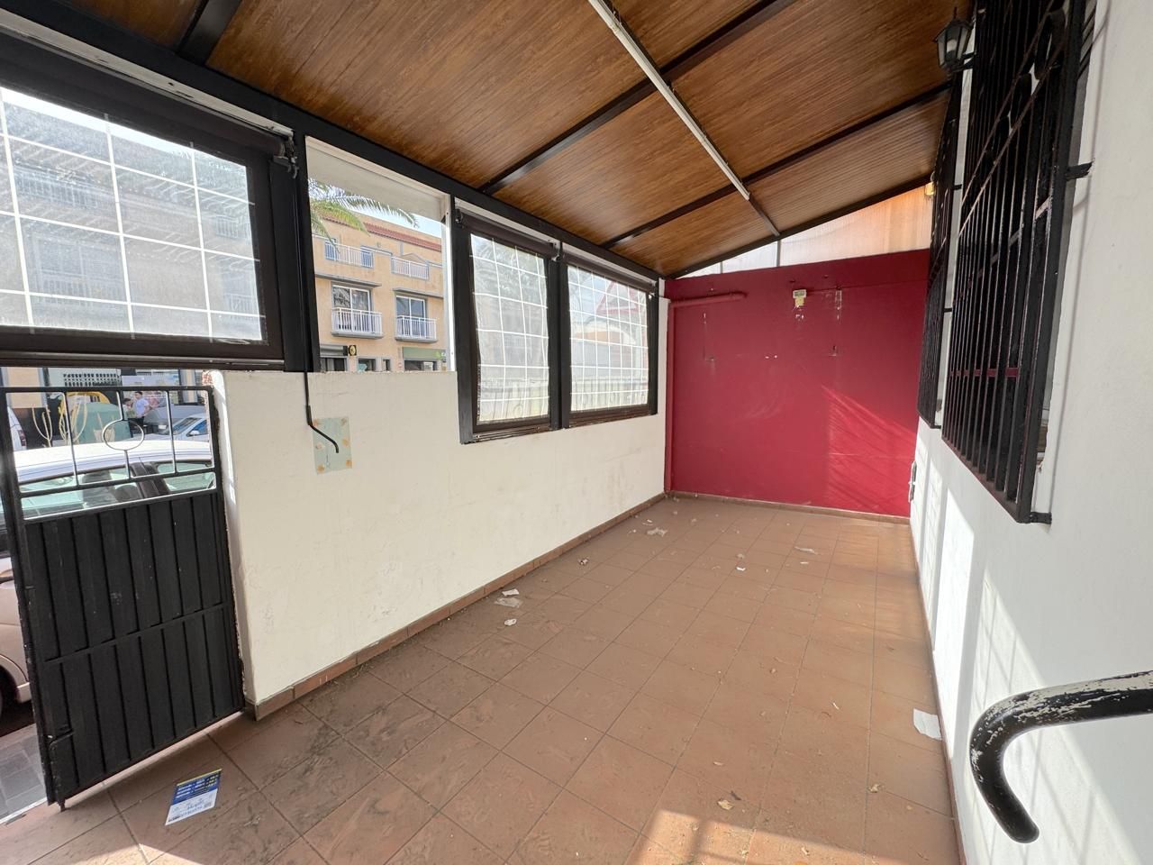 Vista exterior de Local en venda en San Cristóbal de la Laguna