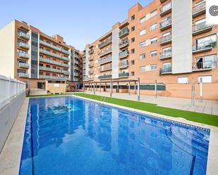 Swimming pool of Flat for sale in Reus  with Air Conditioner, Heating and Private garden