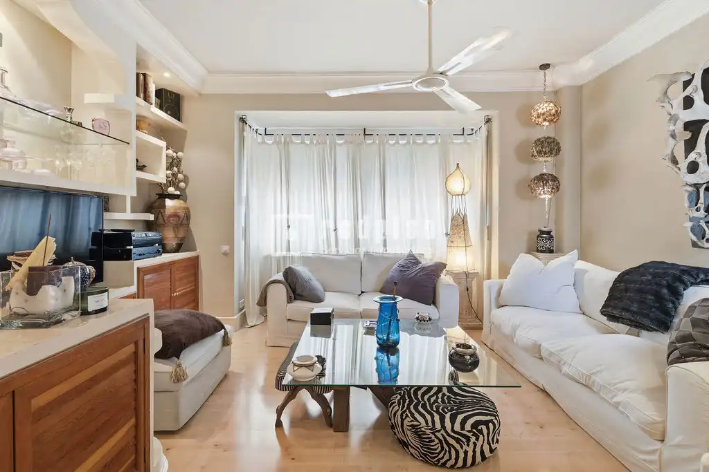 Sala de estar de Piso en venta en Madrid