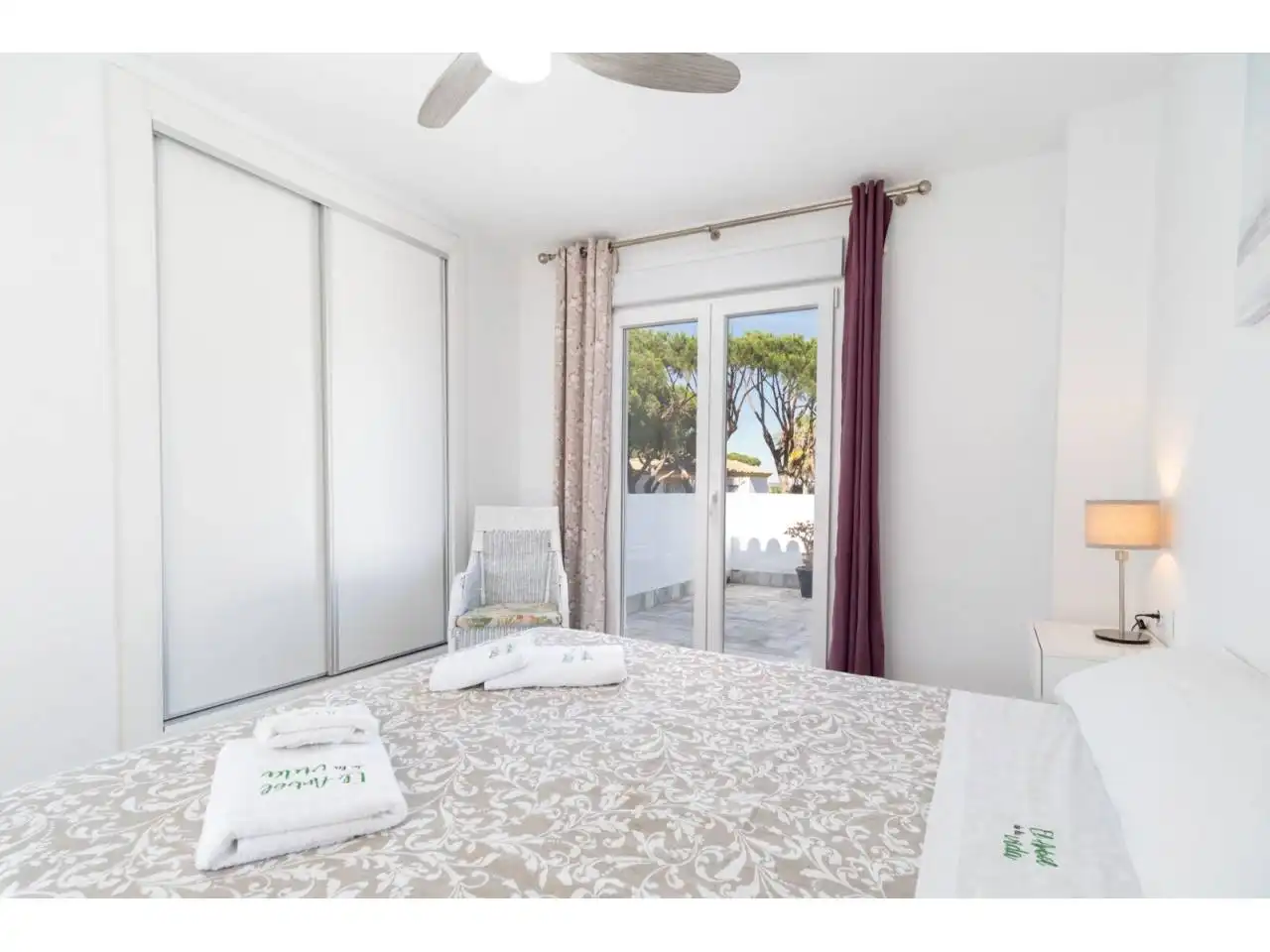 Habitación de Casa o chalet en venta en Chiclana de la Frontera con Aire acondicionado, Jardín privado y Terraza