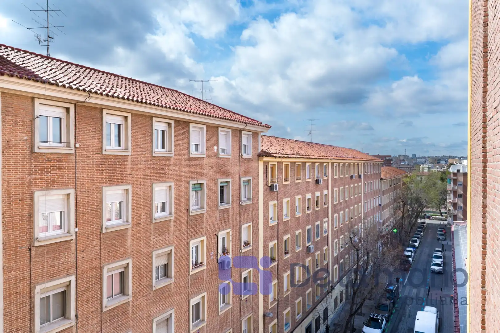 Piso con terraza en alquiler en Calle MARCELINO ALVAREZ 24, imagen 2