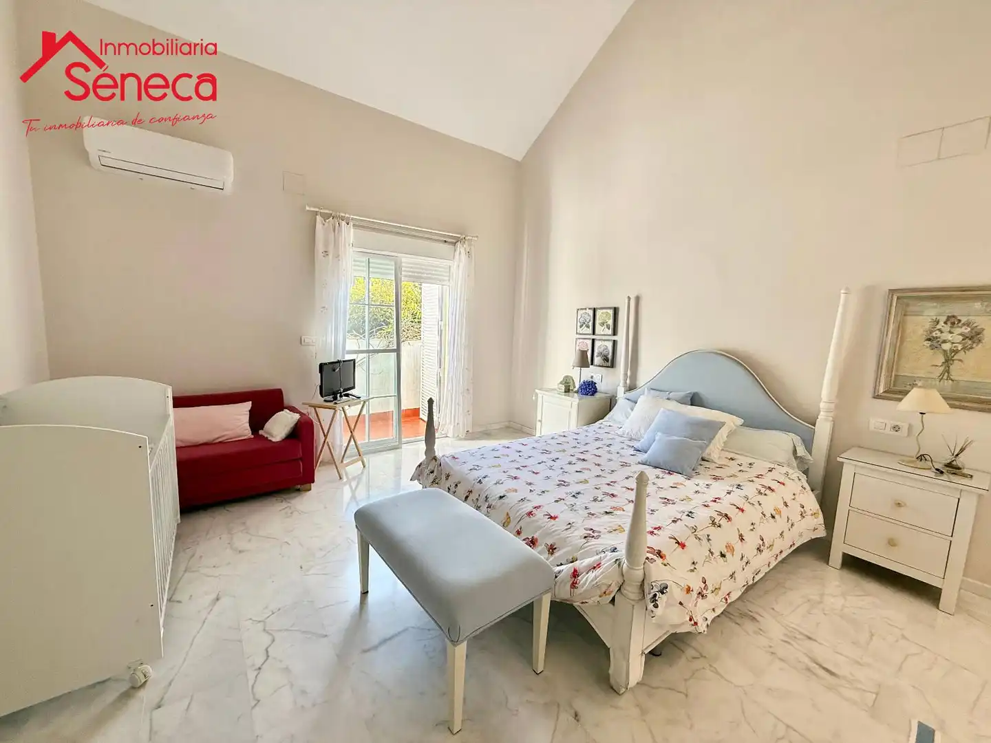 Dormitori de Casa o xalet en venda en Alcolea amb Aire condicionat, Calefacció i Terrassa