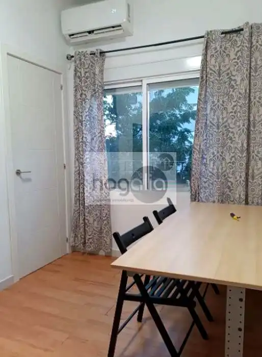 Flat for rent in Sector Sur - La Palmera - Reina Mercedes