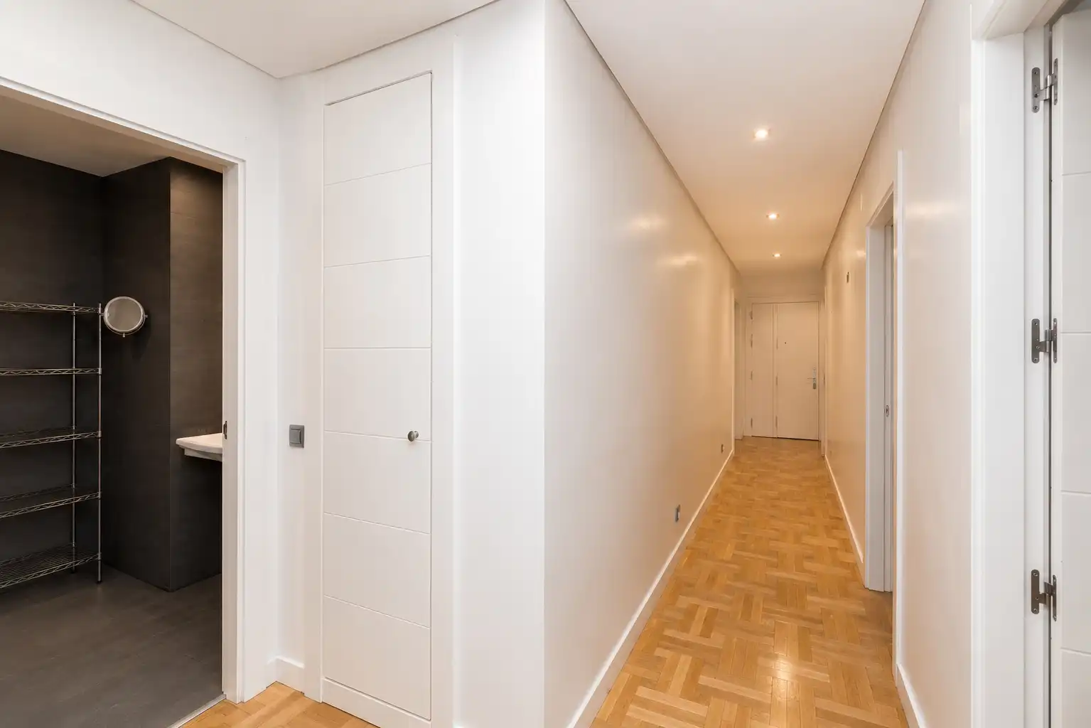 Piso en venta en Pozuelo de Alarcón con Aire acondicionado, Calefacción y Jardín privado
