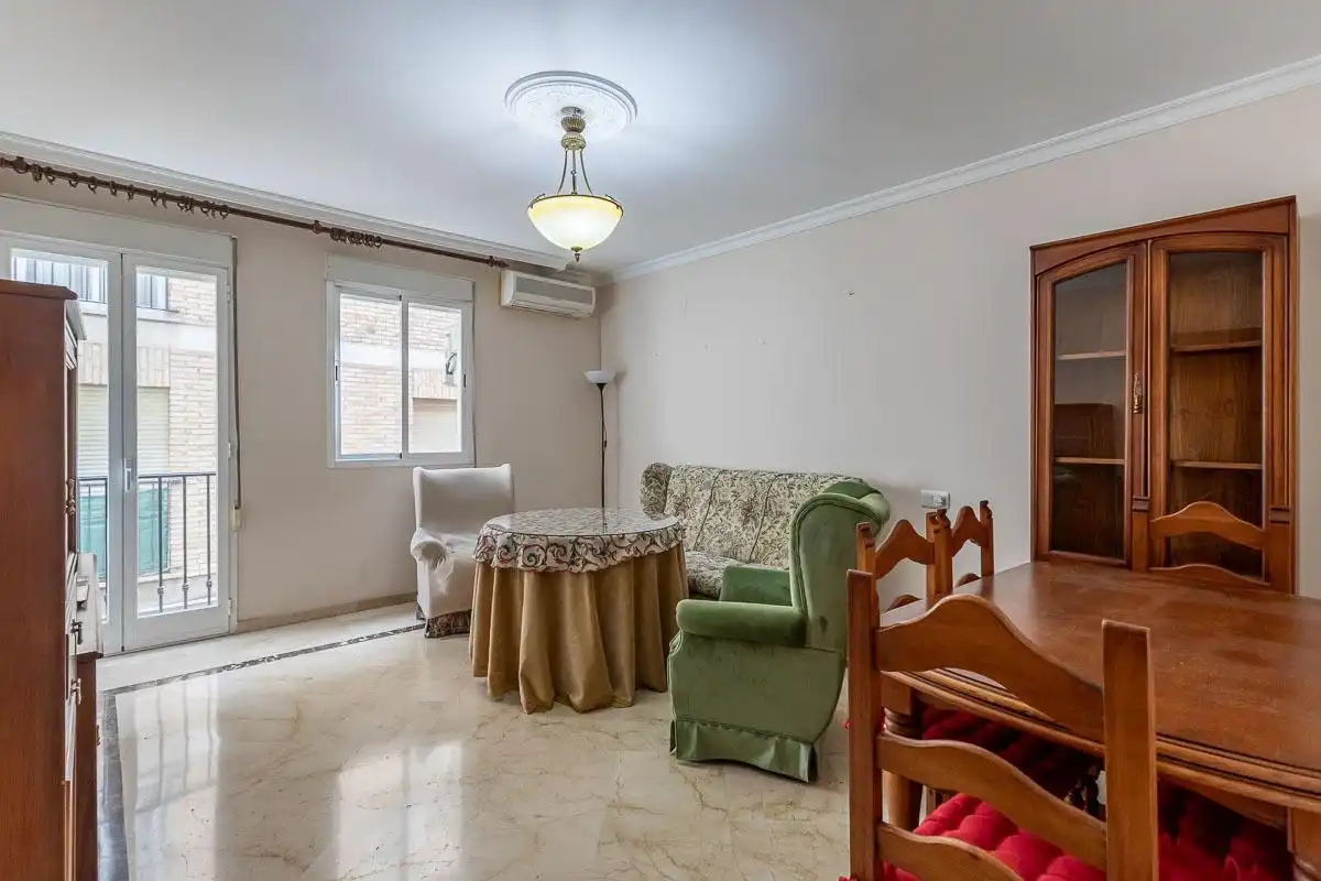 Schlafzimmer von Wohnung zur Miete in Granada mit Heizung und Balkon