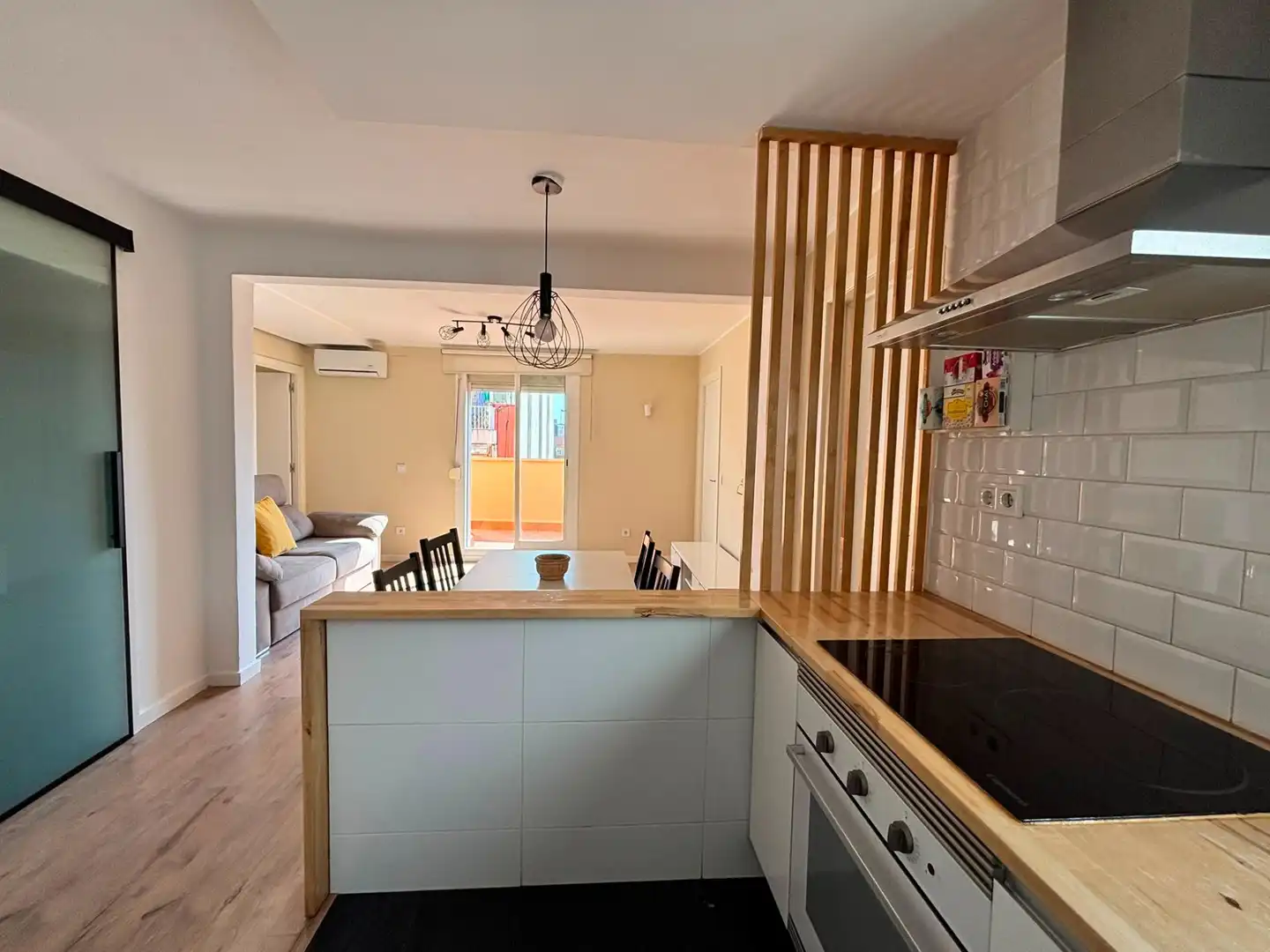 Kitchen of Attic for sale in L'Hospitalet de Llobregat  with Heating, Parquet flooring and Terrace
