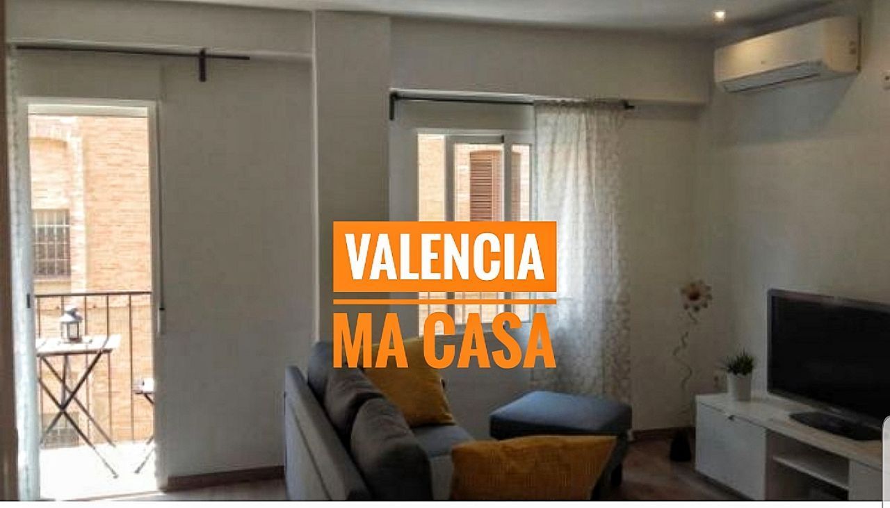 Dormitori de Pis de lloguer en  Valencia Capital amb Aire condicionat, Calefacció i Terrassa