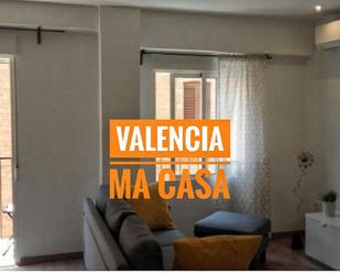 Bedroom of Flat to rent in  Valencia Capital  with Air Conditioner, Terrace and Balcony