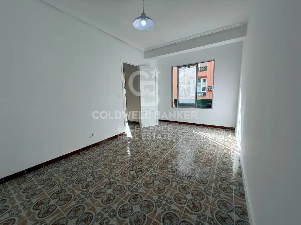 Piso de alquiler en Valencia con Balcón