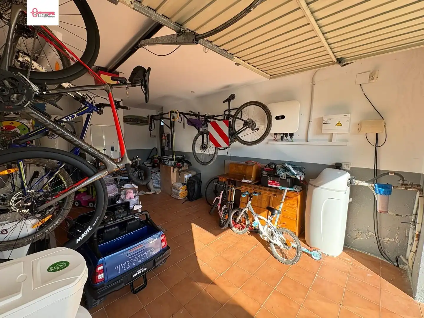 Parking de Casa o chalet en venta en Sarracín con Calefacción, Jardín privado y Parquet