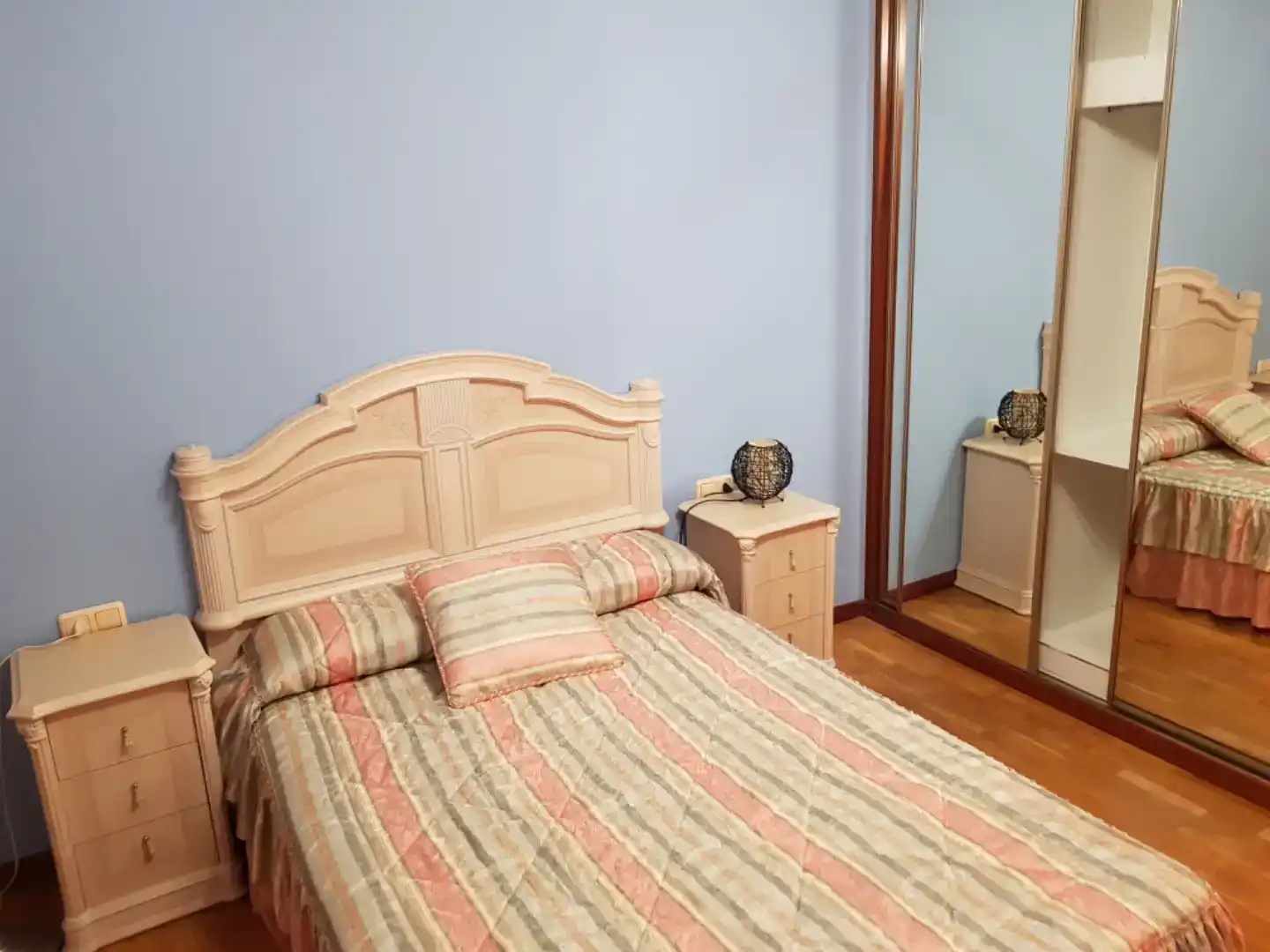 Bedroom of Flat for sale in Ponferrada