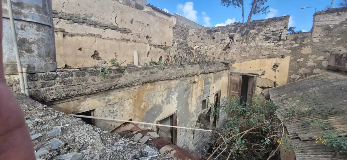 Vista exterior de Casa adosada en venta en Telde