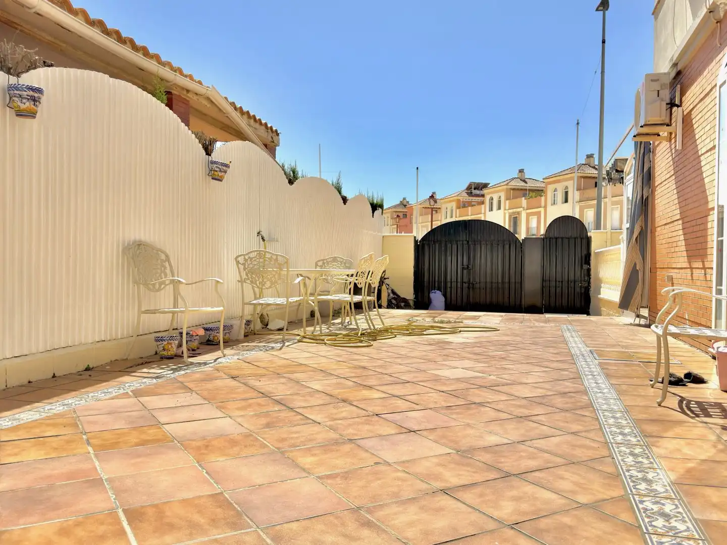 Terrace of Houses for sale in Gines, Sevilla