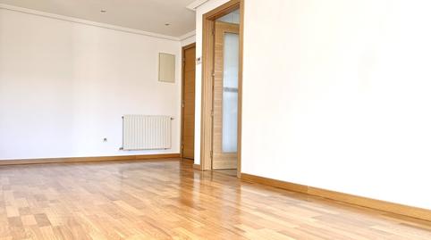 Photo 2 of Flat to rent in Salsipuedes, Villaverde Alto, Madrid