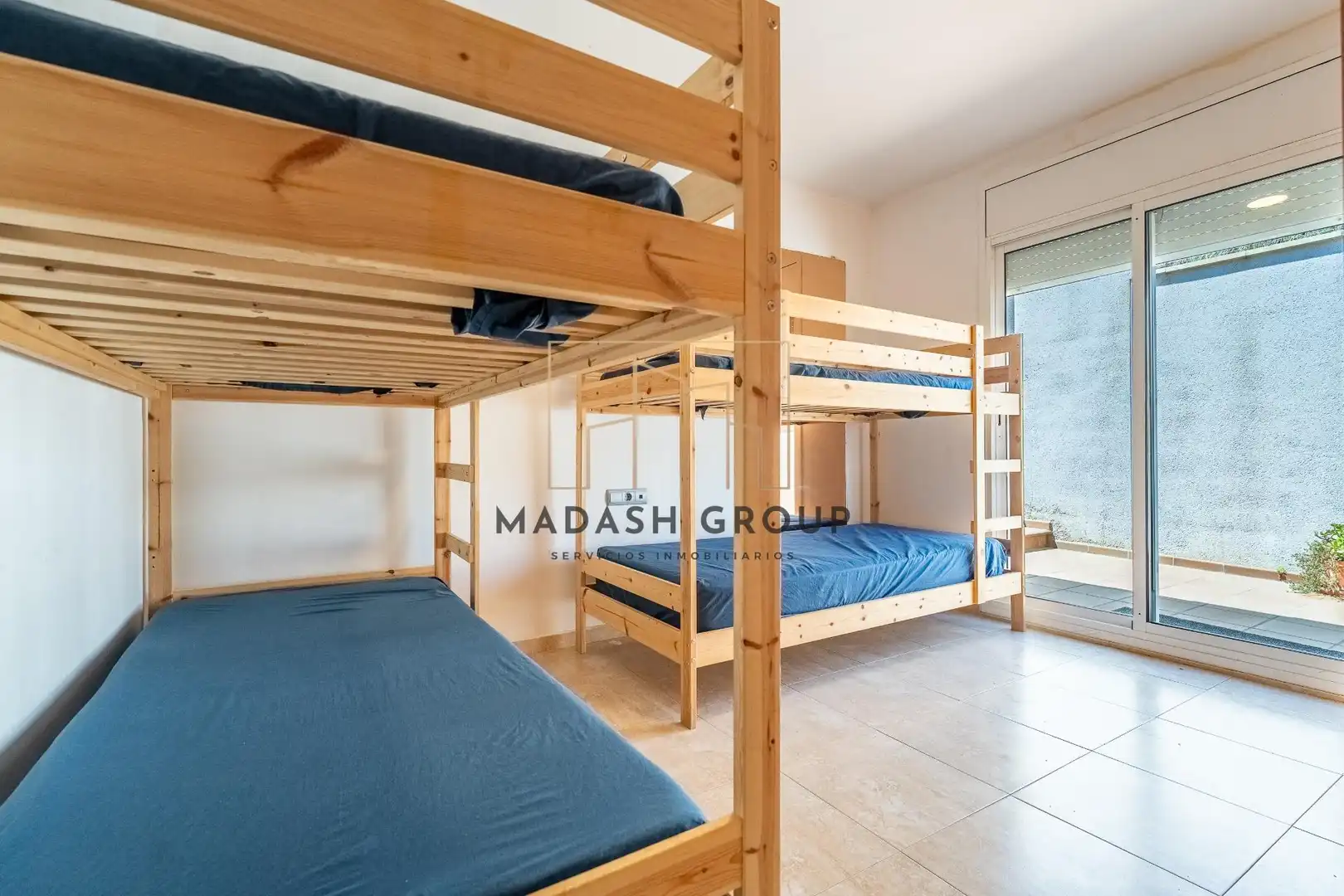 Dormitori de Casa o xalet en venda en Calafell amb Aire condicionat, Calefacció i Jardí privat
