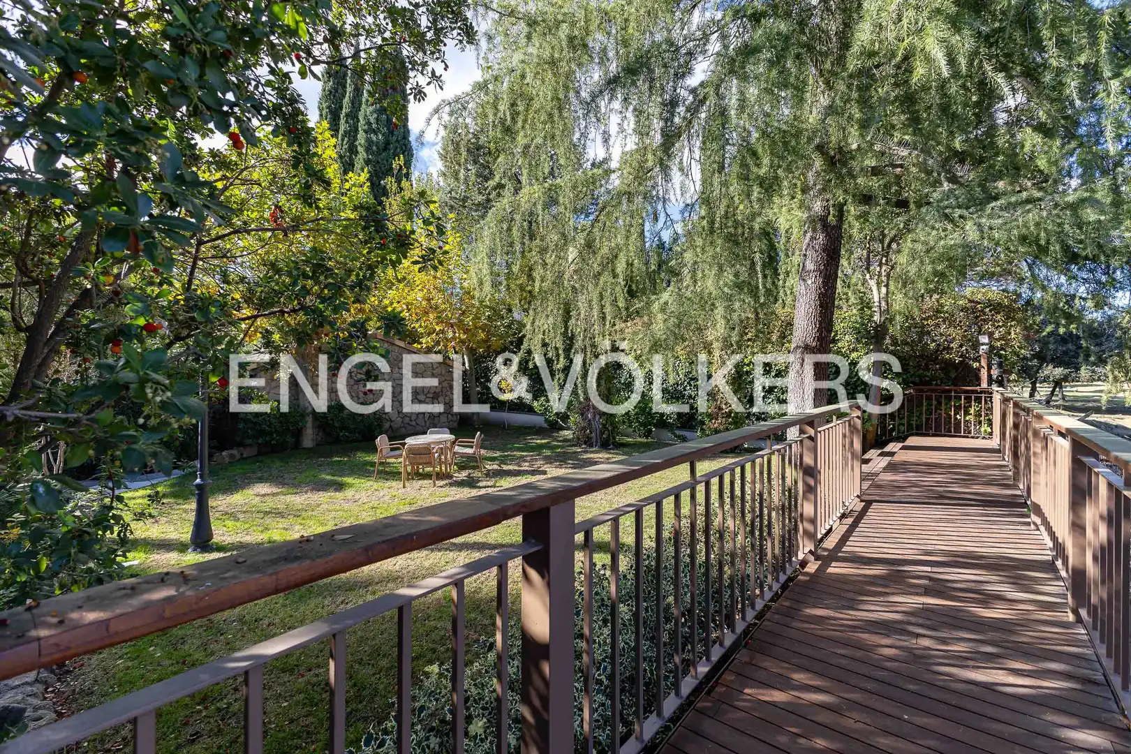 Terrassa de Casa o xalet de lloguer en Madrid amb Aire condicionat, Calefacció i Jardí privat