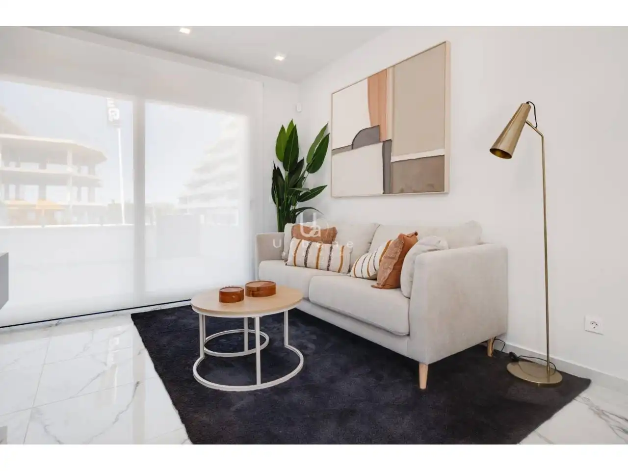 Sala de estar de Ático en venta en San Miguel de Salinas con Aire acondicionado, Terraza y Amueblado
