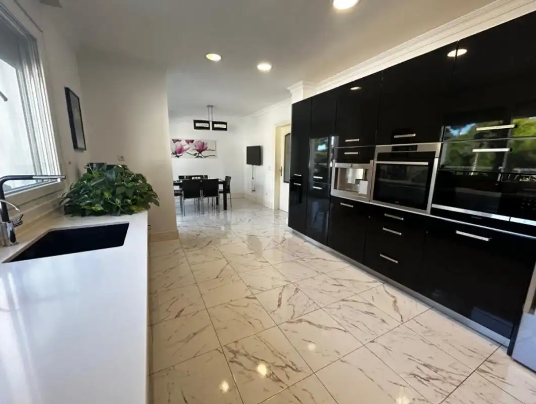 House with terrace for sale in Calle Maestro Segovia, imagen 11