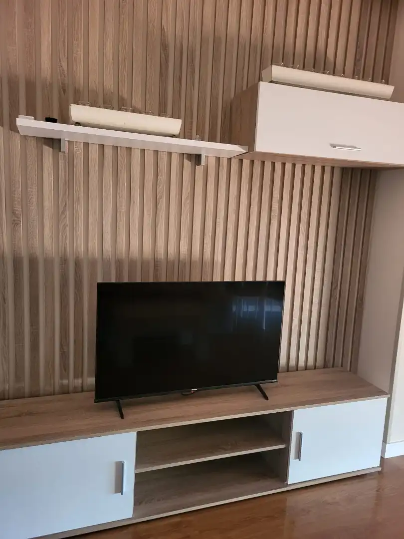 Living room of Flat for rent in Granada  with Air Conditioner, Heating and Parquet flooring