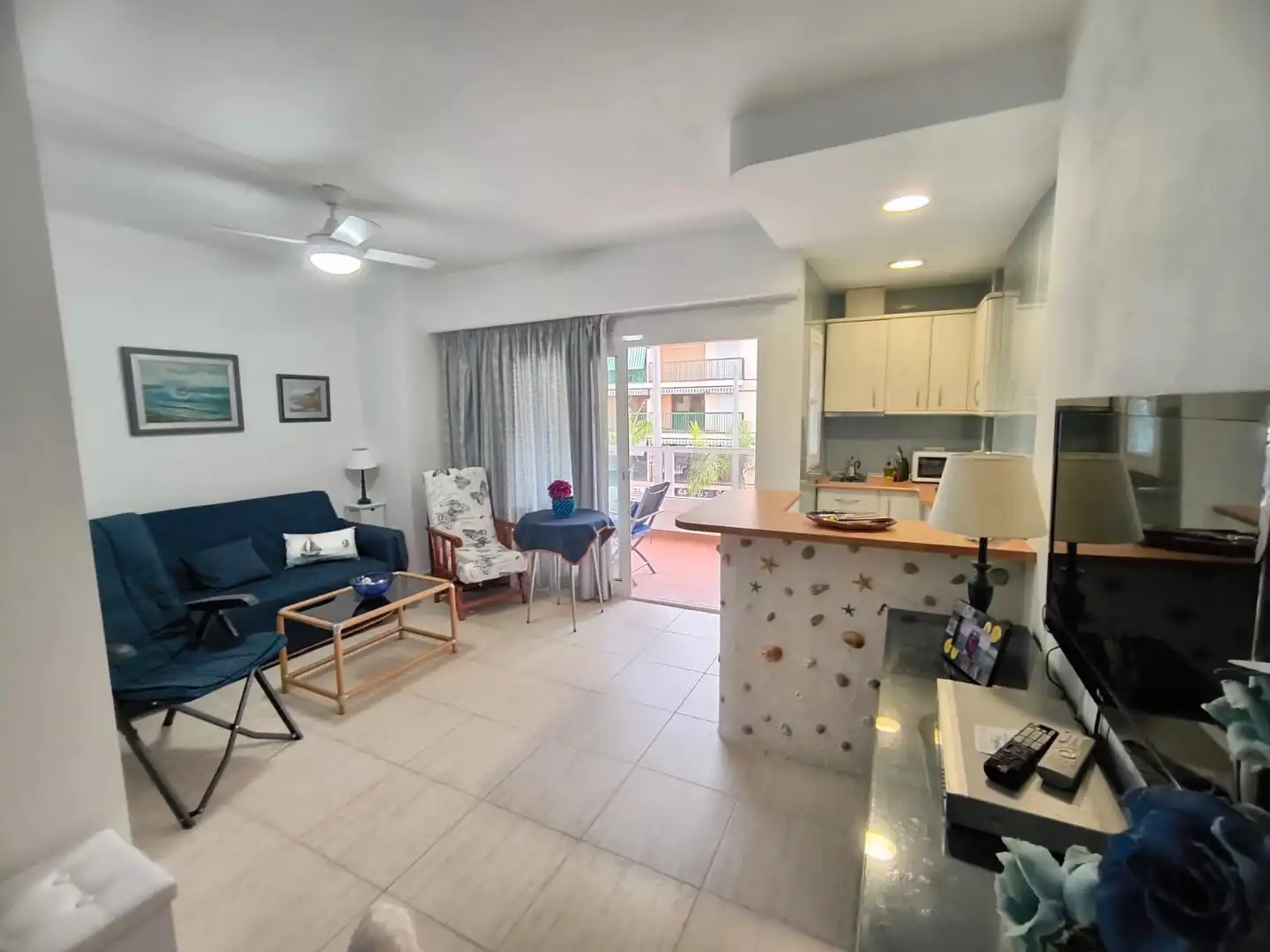 Küche von Wohnung zum Verkauf in Fuengirola mit Klimaanlage, Heizung und Terrasse