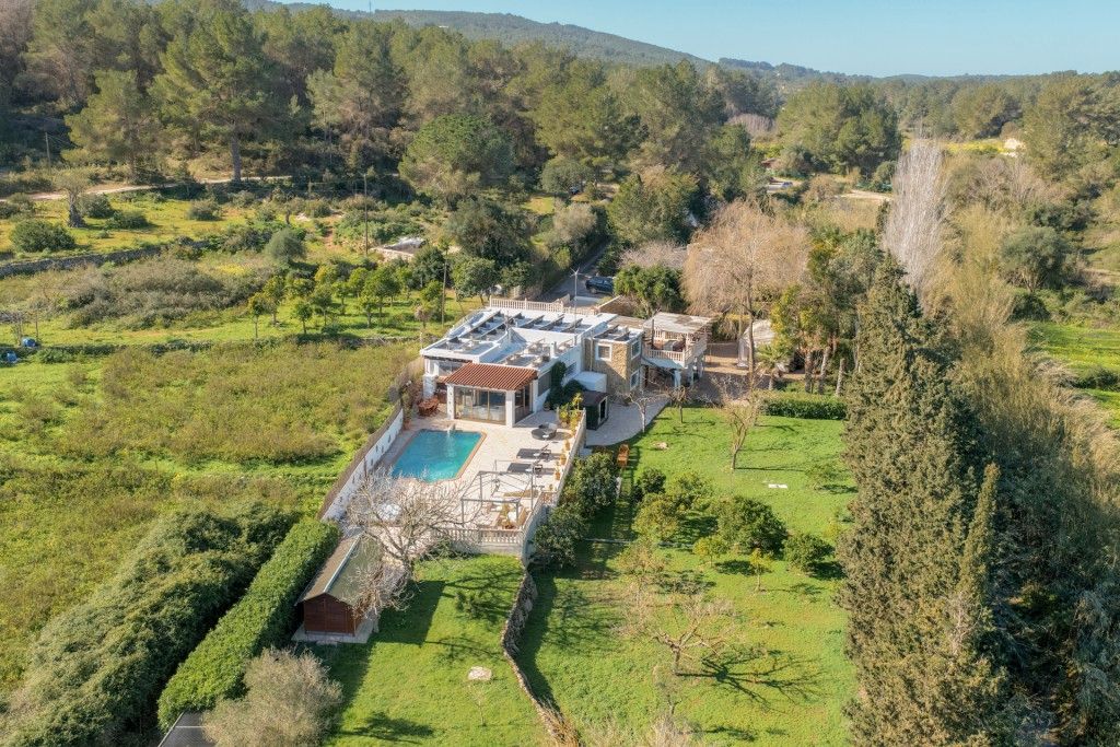 Jardí de Finca rústica en venda en Sant Joan de Labritja amb Aire condicionat, Calefacció i Jardí privat