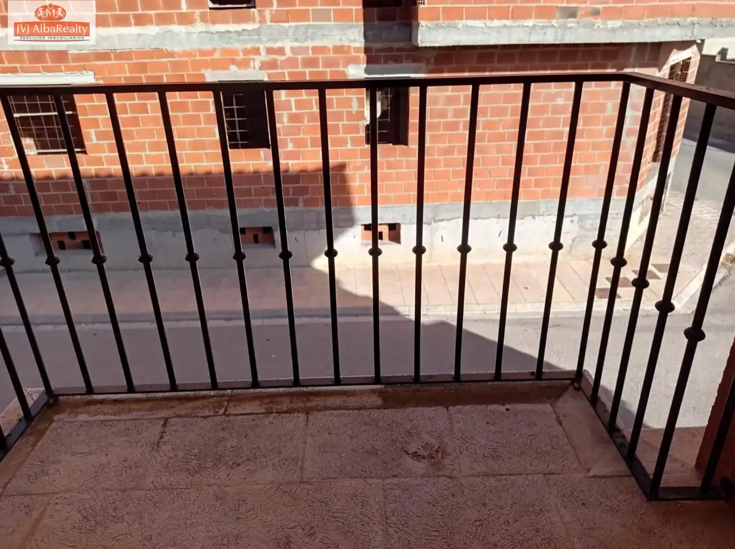 Terrassa de Casa adosada en venda en Valdeganga amb Calefacció i Balcó