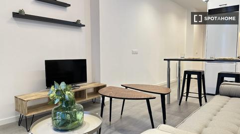 Photo 3 of Apartment to share in Lucero,  Madrid Capital