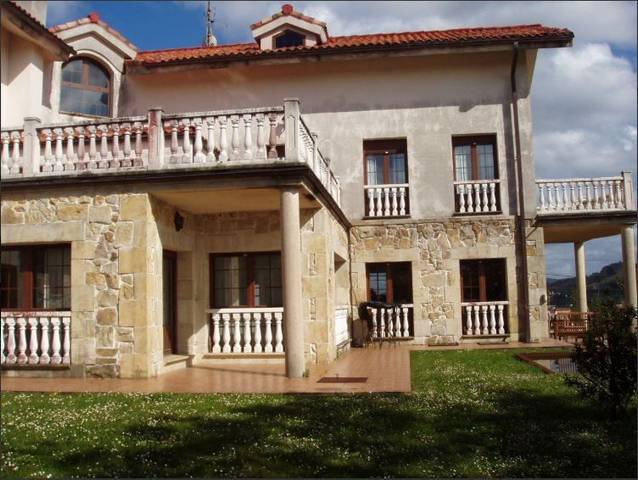 Casa-chalet en Venta en Barrika
