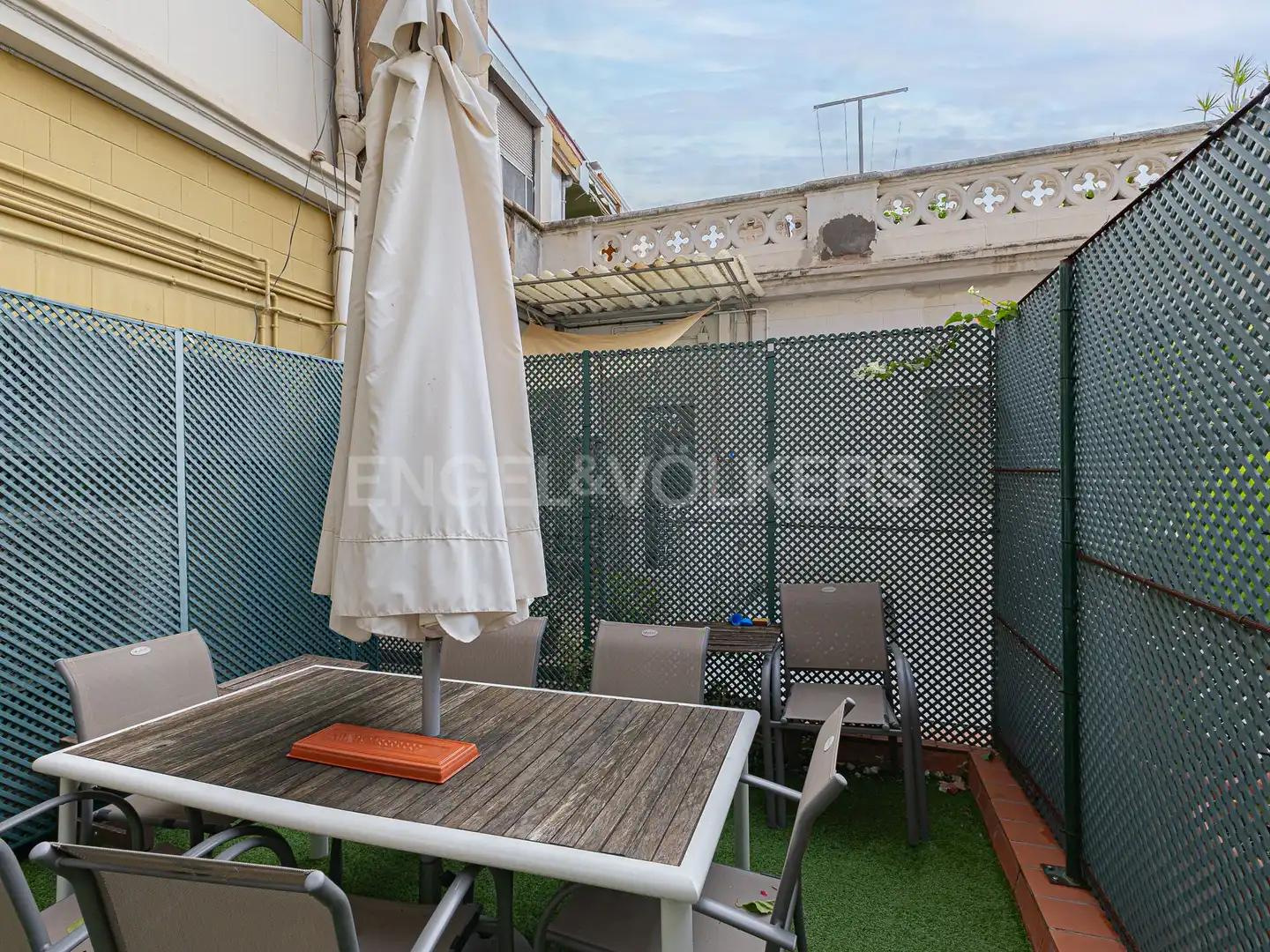 Terraza de Finca rústica en venta en Barcelona con Calefacción