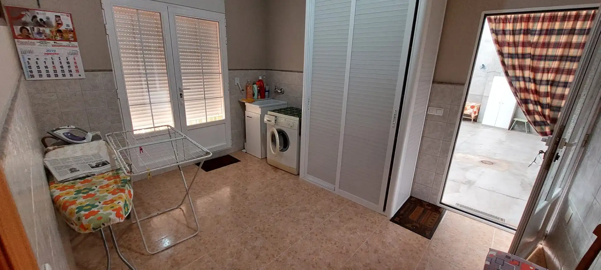 Houses for sale in Pedro Muñoz  with Air Conditioner, Heating and Private garden
