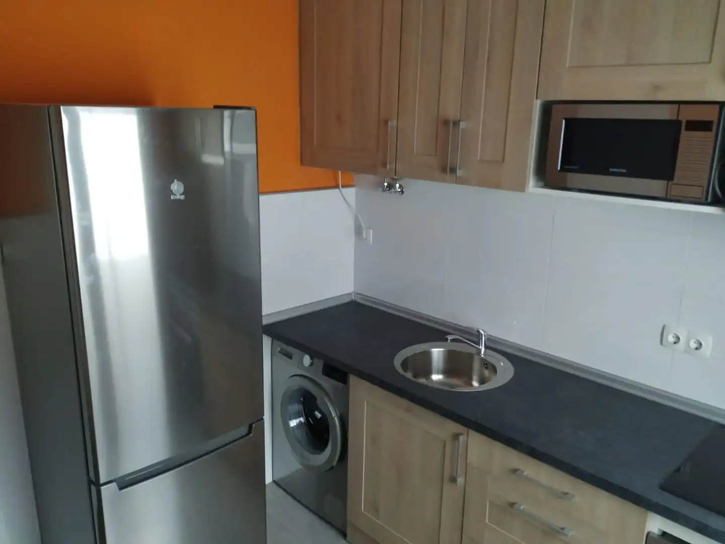 Küche von Wohnung zur Miete in Avilés mit Heizung, Parkett und Abstellraum