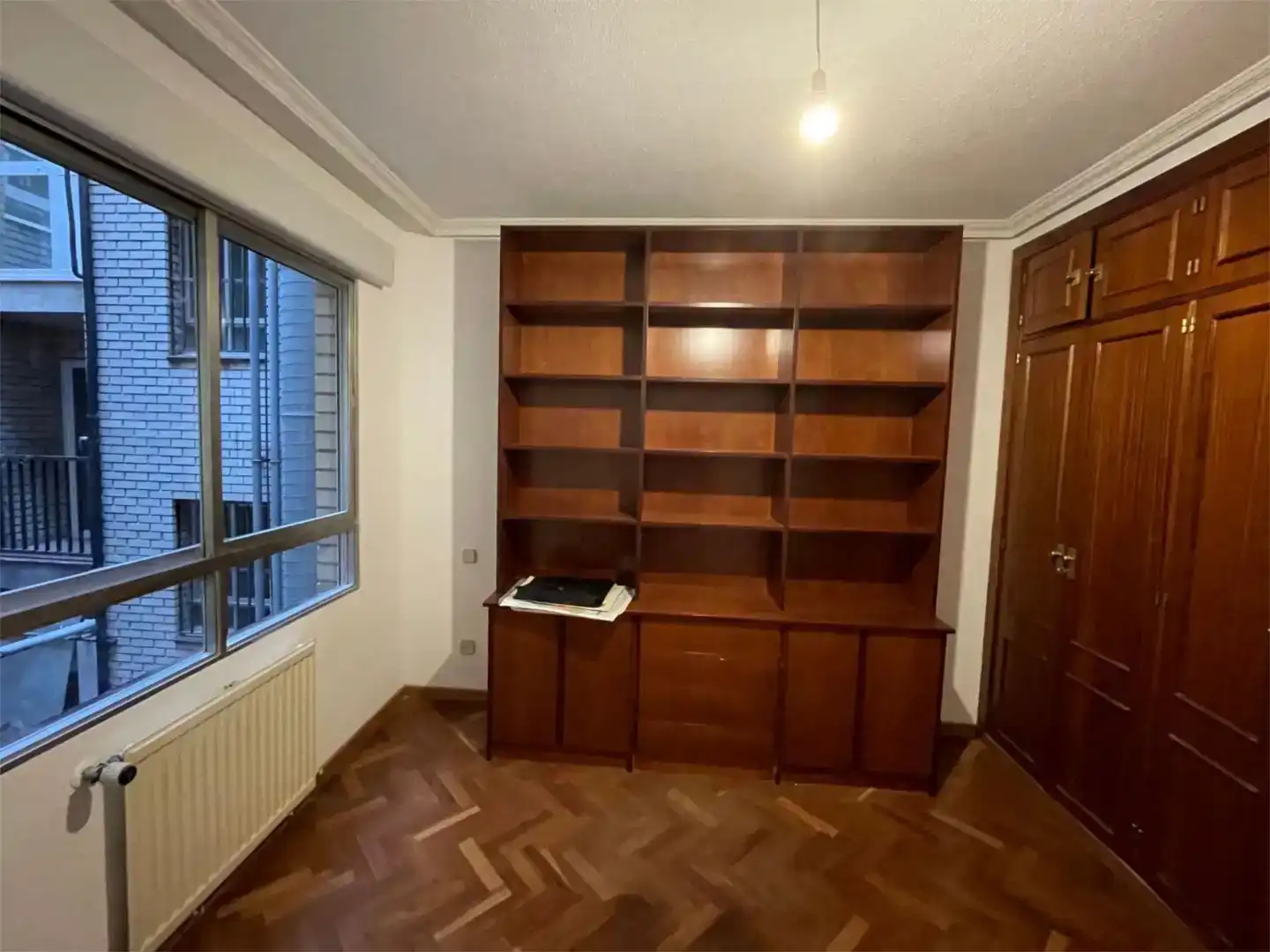 Schlafzimmer von Wohnung zur Miete in  Madrid Capital mit Klimaanlage