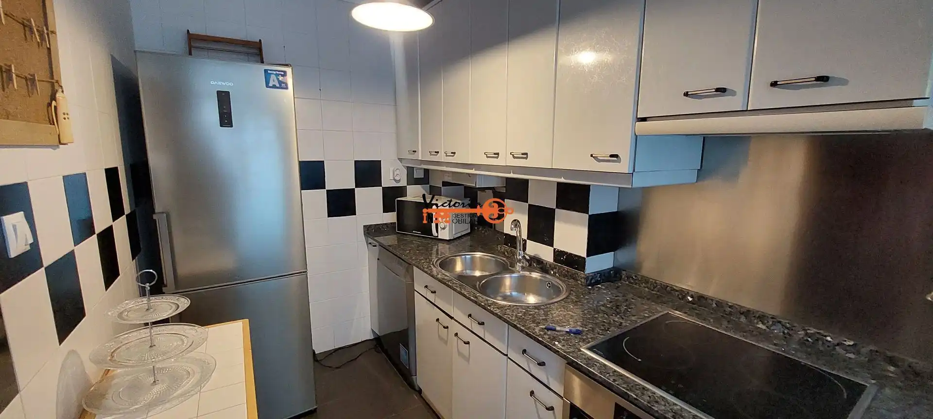 Cocina de Dúplex en venta en Castro-Urdiales con Calefacción, Trastero y Piscina comunitaria