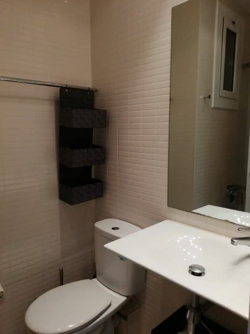 Baño de Piso en venta en Barcelona con Aire acondicionado, Horno y Balcón