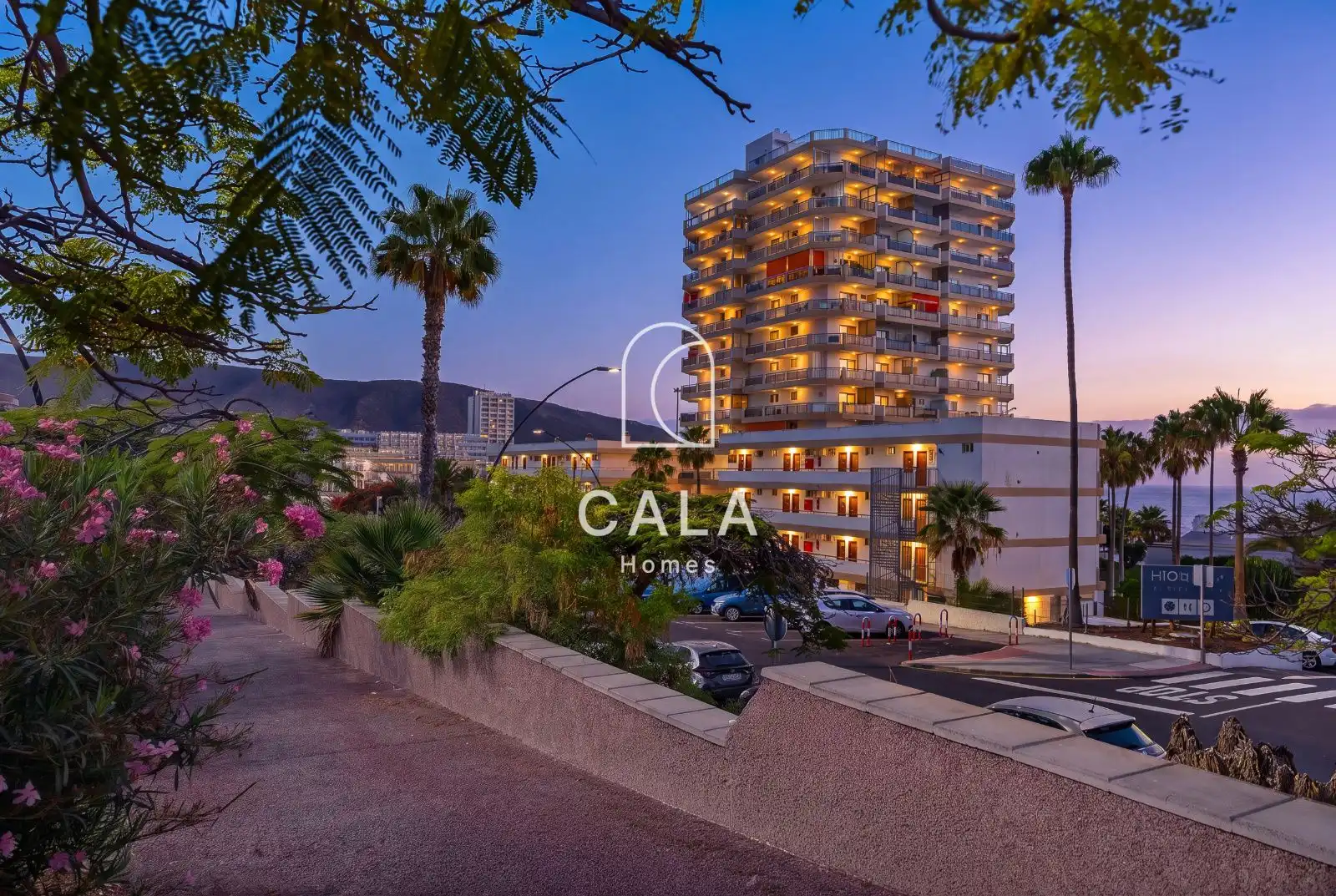 Exterior view of Flat for sale in Arona  with Air Conditioner, Heating and Terrace