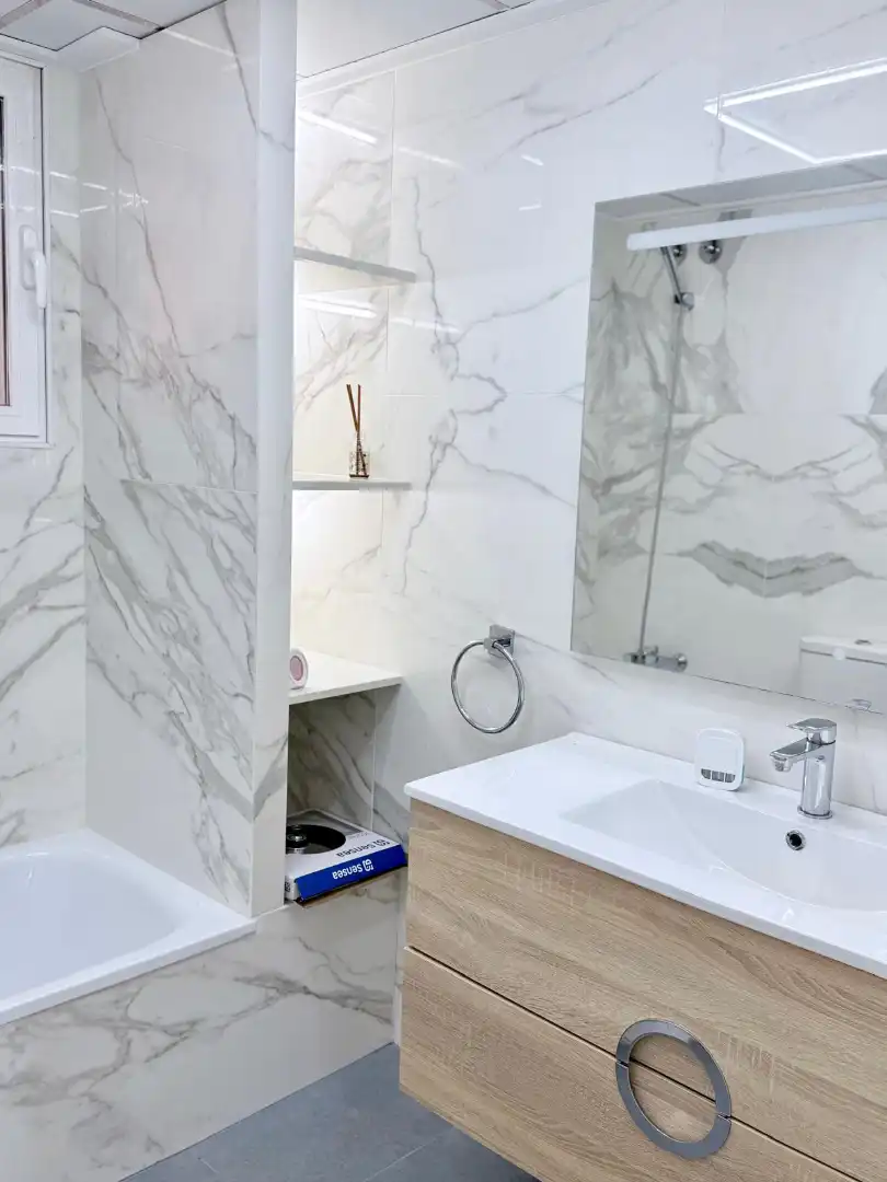 Casa bifamiliare con terrazza in vendita a Carrer Corts Valencianes, imagen 22