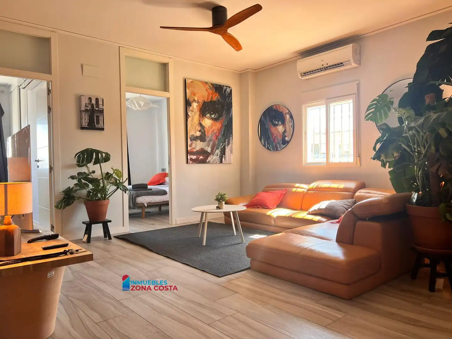 Living room of Houses for sale in Valencia  with Air Conditioner, Heating and Terrace