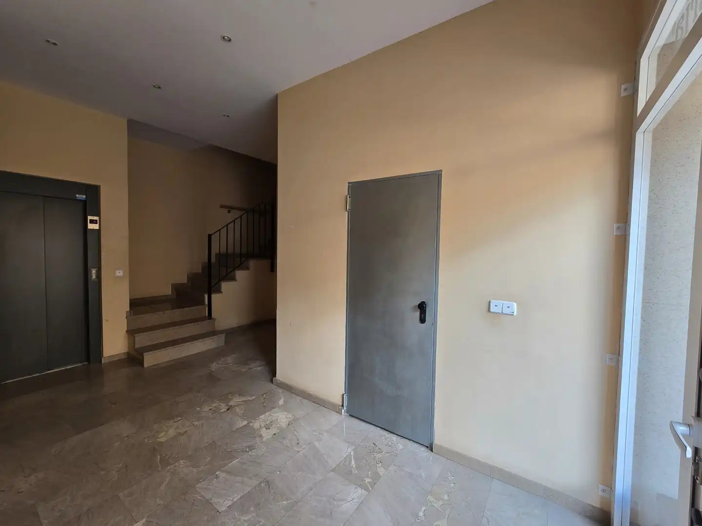 Flat for sale in Llombai