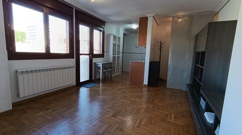Foto 2 de Apartament en venda a El Carbayedo - El Quirinal, Avilés