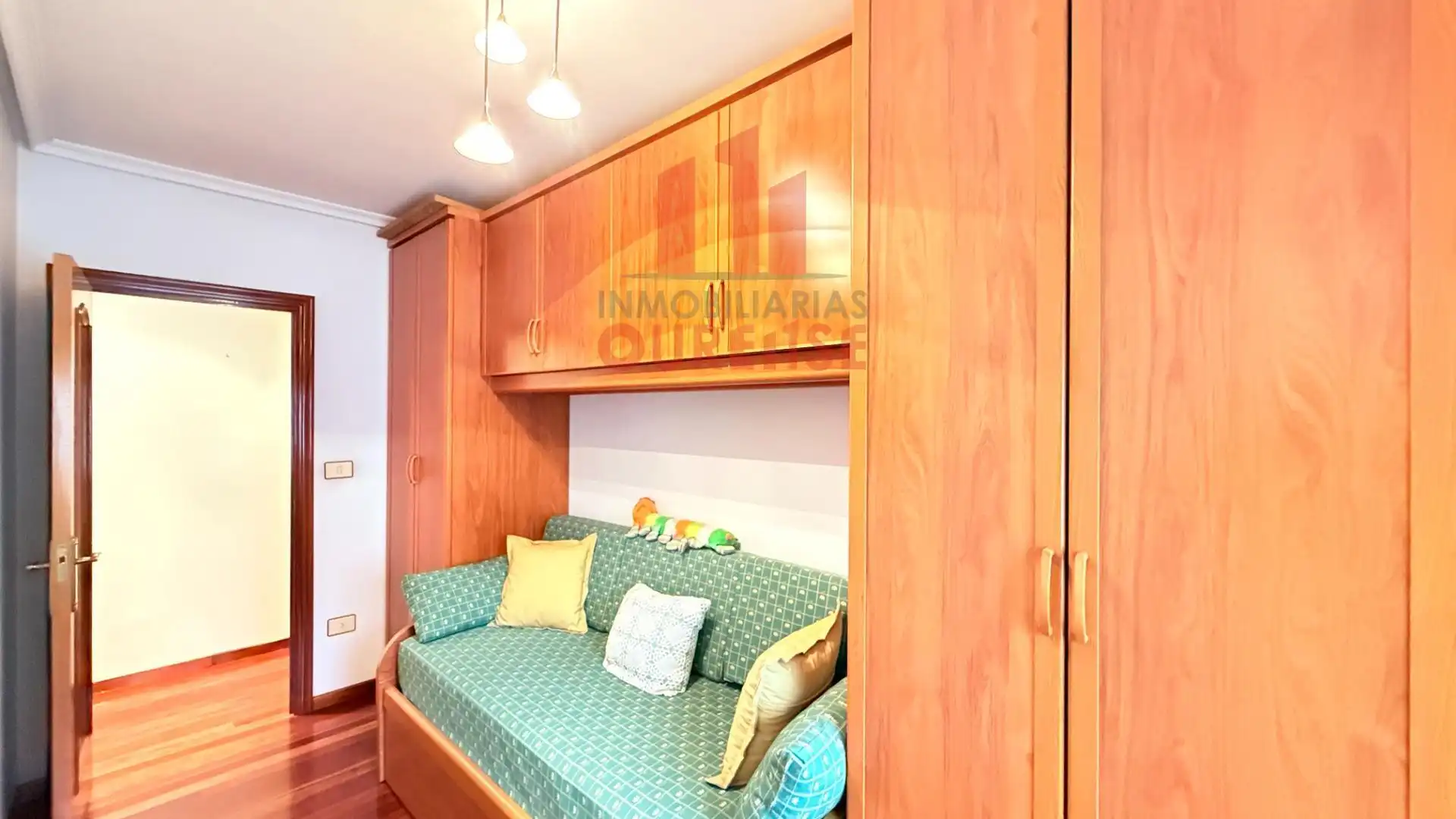 Bedroom of Flat for rent in Ourense Capital   with Furnished